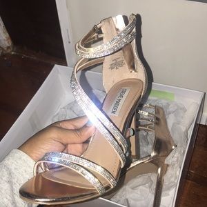 Stunning “Sweetest” rose gold Steve Madden heels